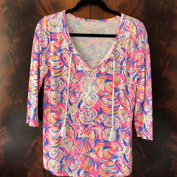 Lilly Pulitzer Tops - Lilly Pulitzer Holly Top Multi Shell of a Time